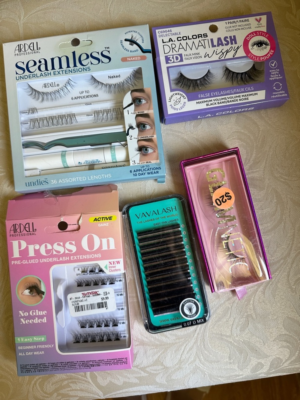 Bundle false eyelashes application kits Ardell L.A. Colors, Vavalash